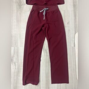 Figs - Livingston scrub pants - Garnet - Size Small Petite